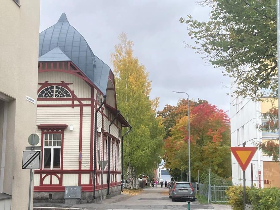 Mukava Saunallinen Kaksio Omalla Sisaeaenkaeynnillae Ja Ilmaisella Autopaikalla Kuopio Ngoại thất bức ảnh